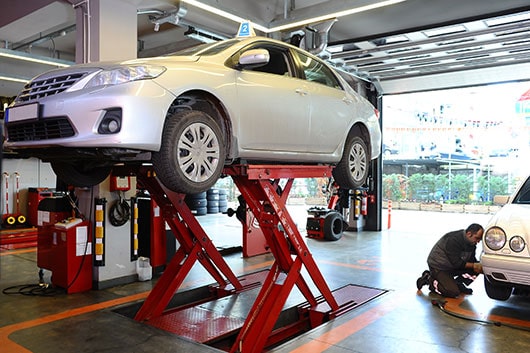 Automotive Lift Inspection